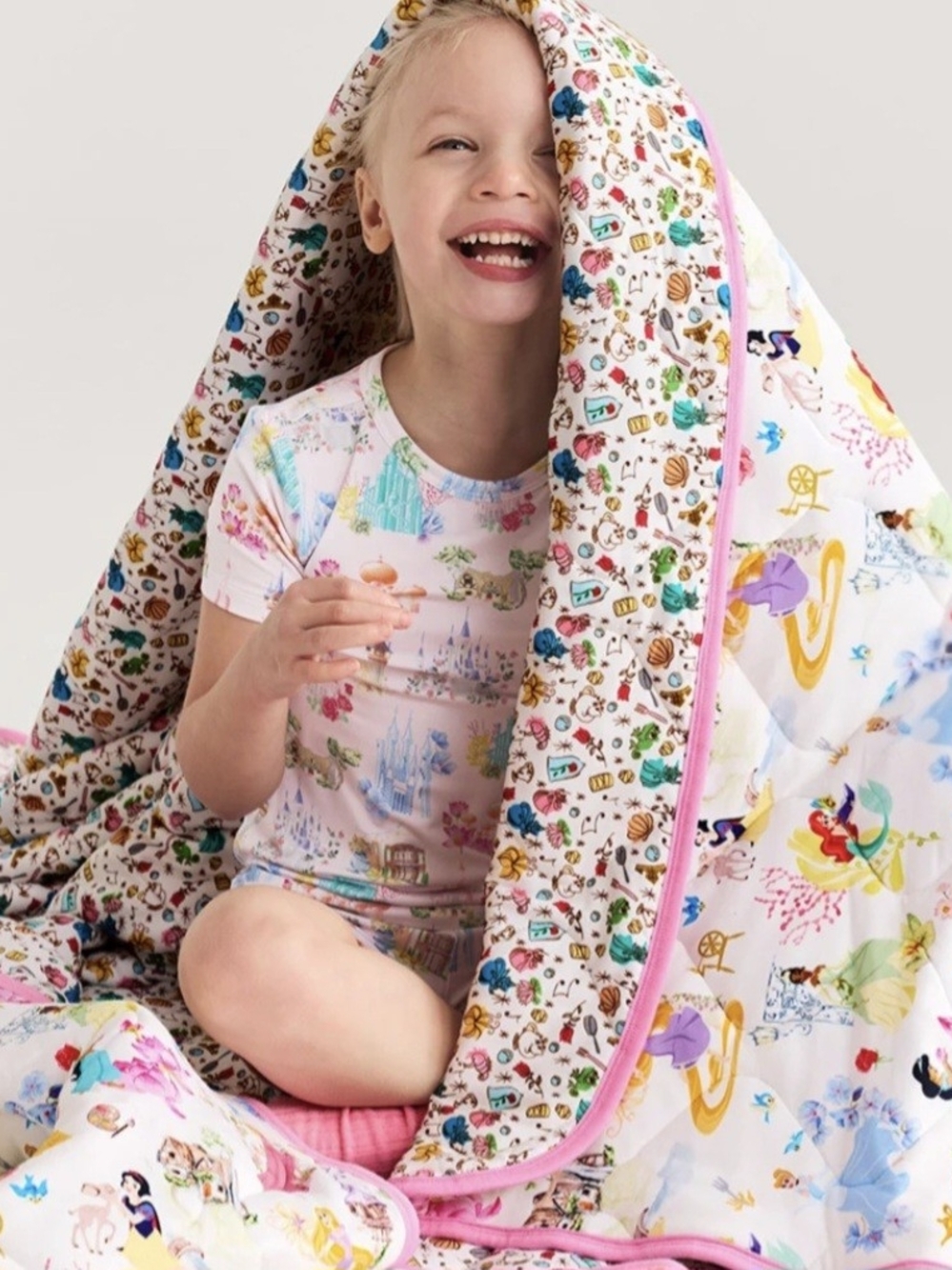 Posh Peanut Disney Princess Ball Reversibile Quilt NIB